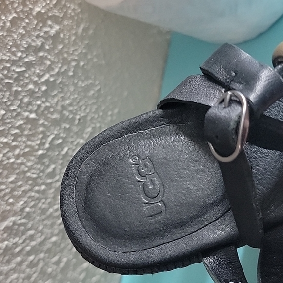 UGG platform high heels 👠. #1 - Picture 3 of 8